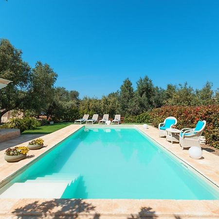 Trullo Milu Villa San Michele Salentino Bagian luar foto