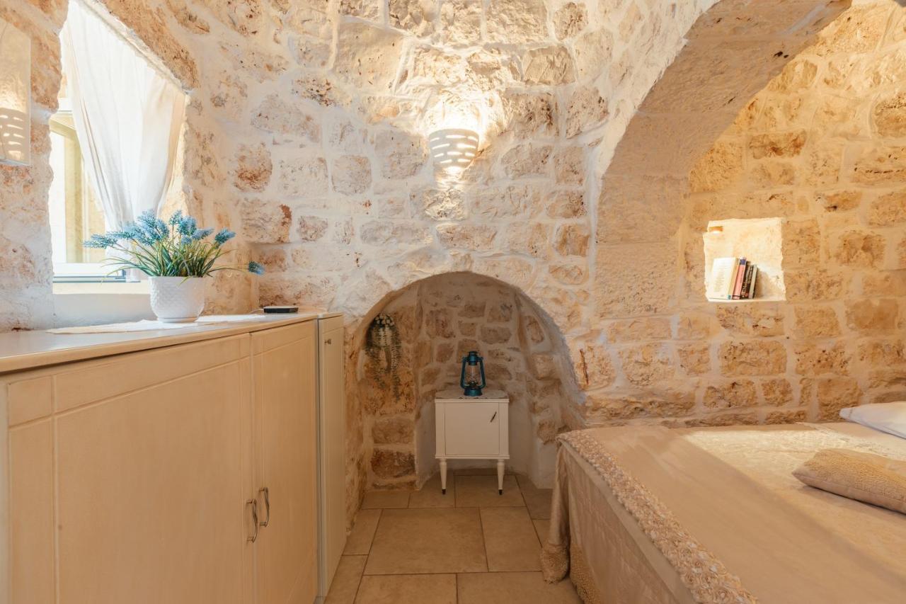 Trullo Milu Villa San Michele Salentino Bagian luar foto